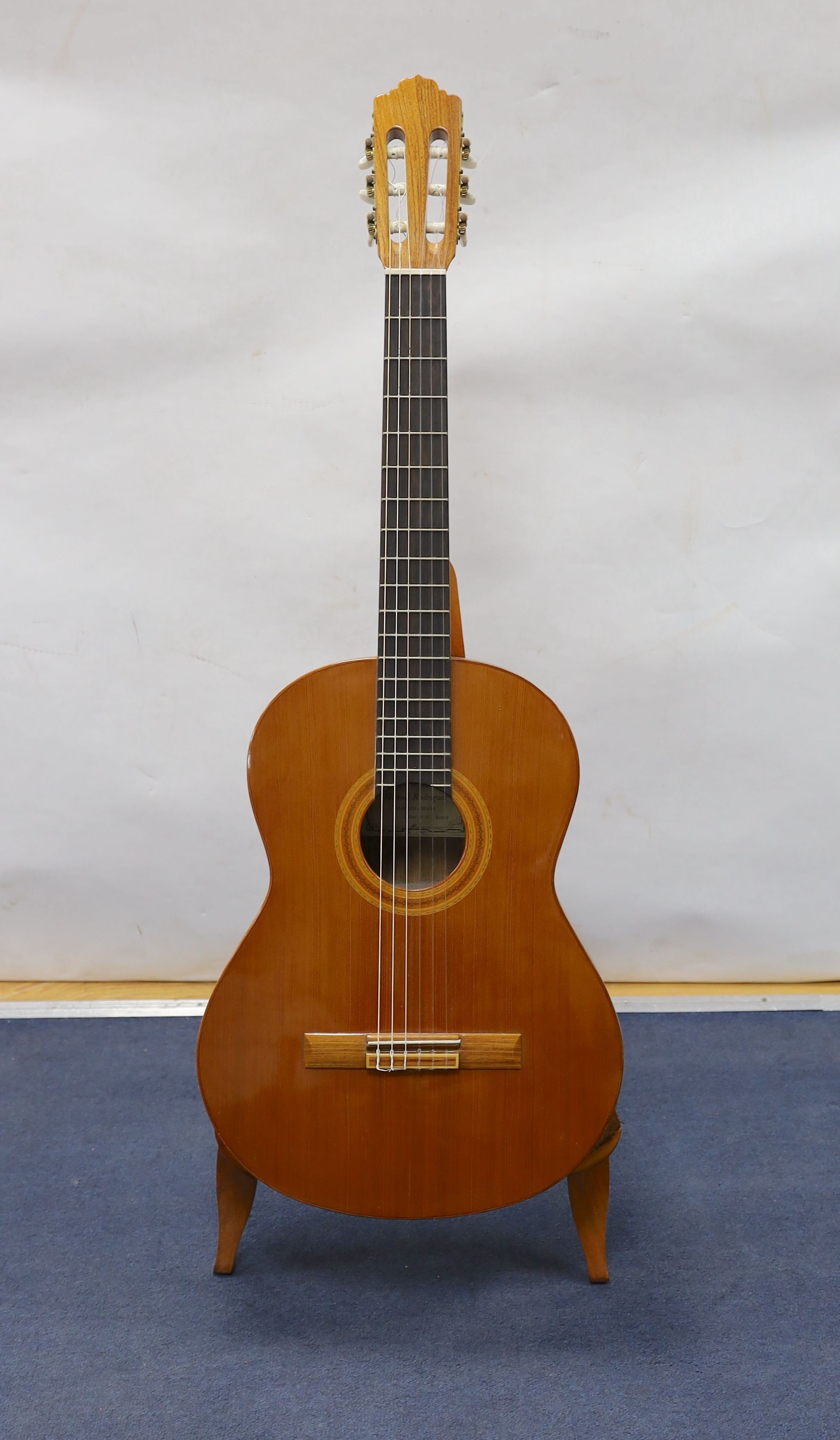 Manuel Rodriguez Model B Espana guitar with stand